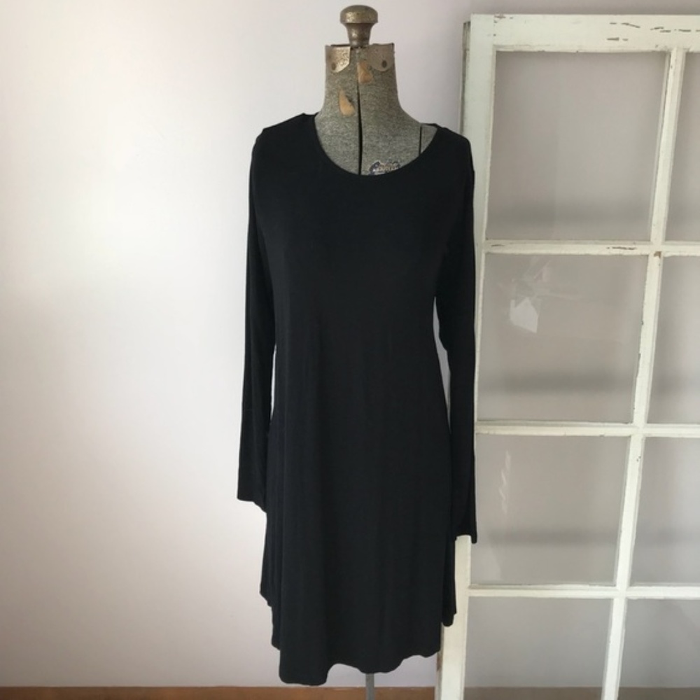 ASOS Black Long Sleeve Dress with Keyhole Back